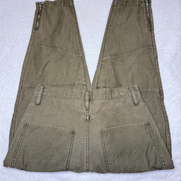 Women’s FRAME size 28 Olive Cargo Pants - Picture 3 of 4